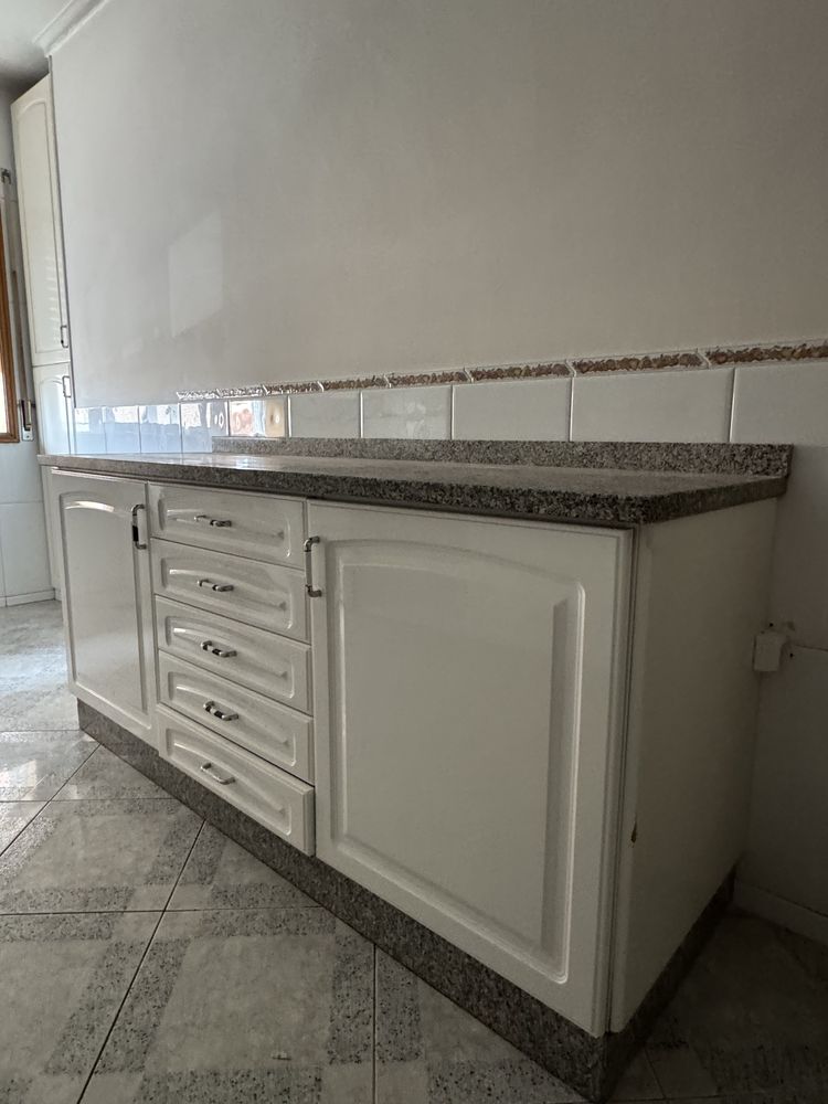Movéis de Cozinha Lacada - Branco