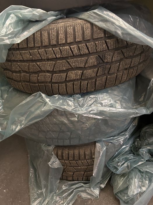 Felgi z oponami zimowymi 7mm koła Opel Insignia 17