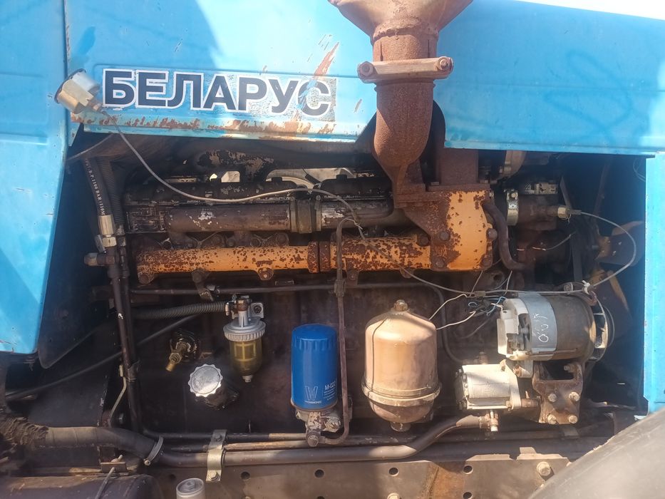 Трактор  МТЗ 1221