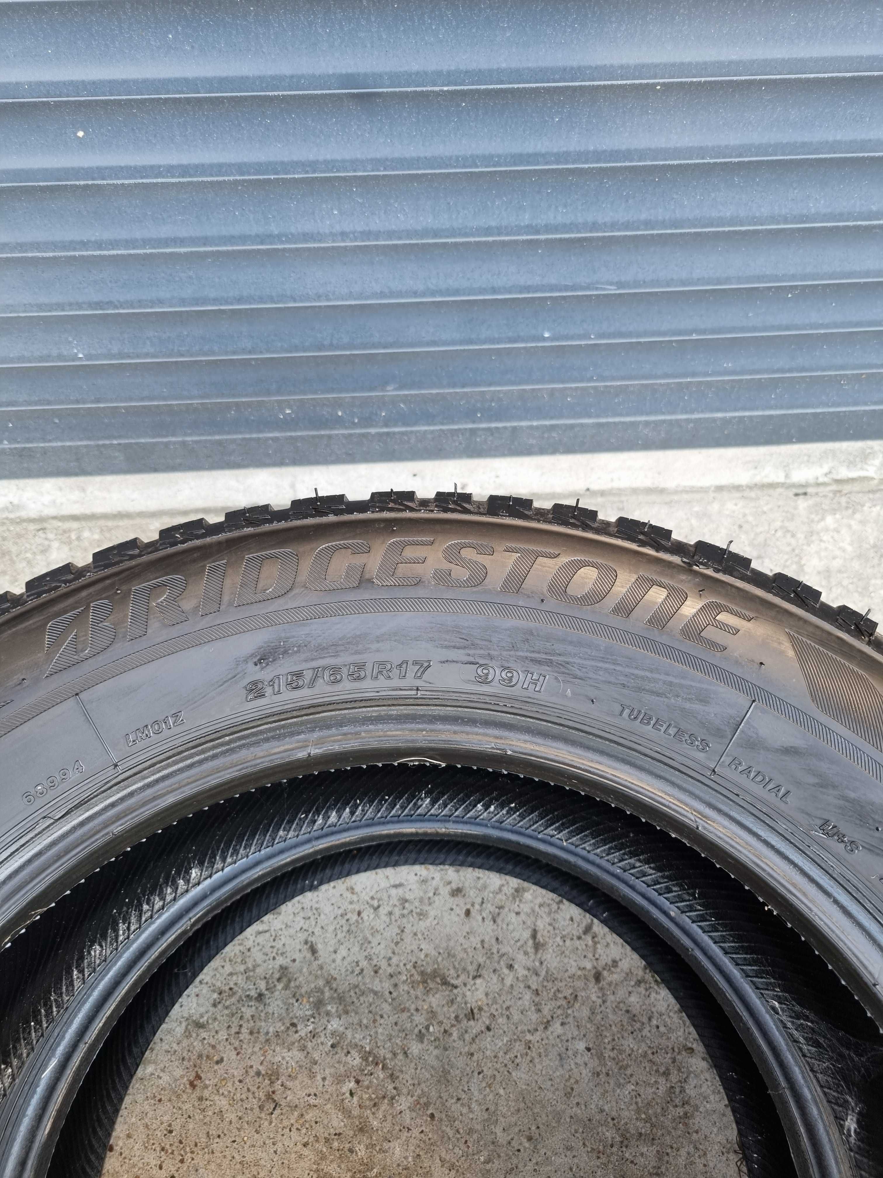 Opony zimowe BRIDGESTONE Blizzak LM001 215/65 R17 DOT 2022 PARA P210