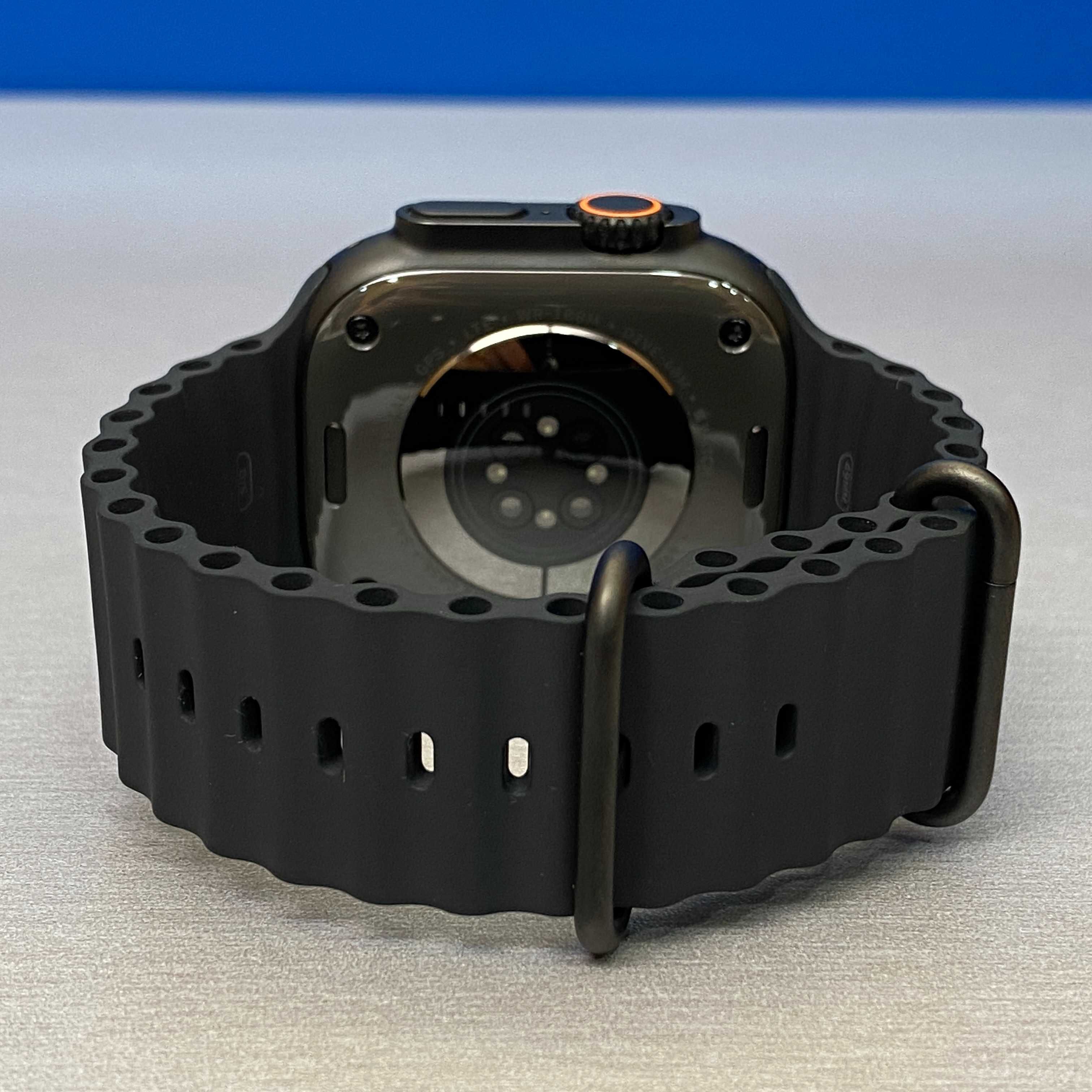 Apple Watch Ultra 2 (Titanium Black) - 49mm - Black Ocean Band