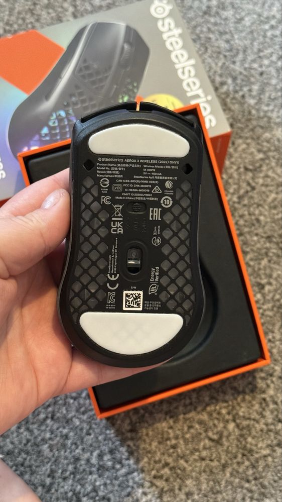Mysz gamingowa bezprzewodowa Steelseries Aerox 3 Wireless czarna