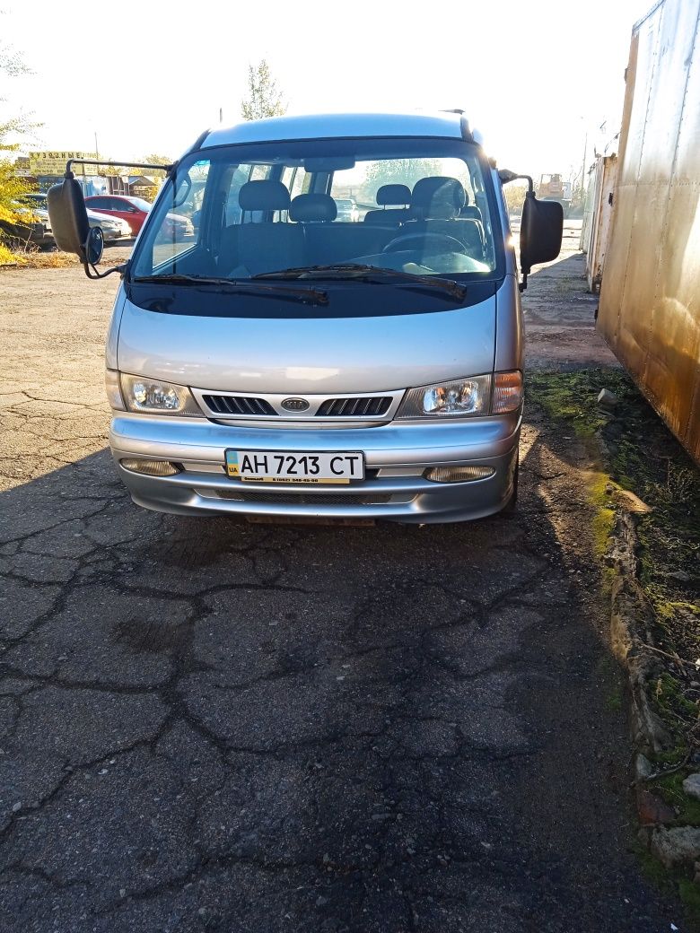 Kia pregio в хорошем состоянии