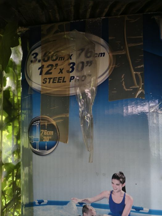Basen 366 cm na 76 cm stelazowy