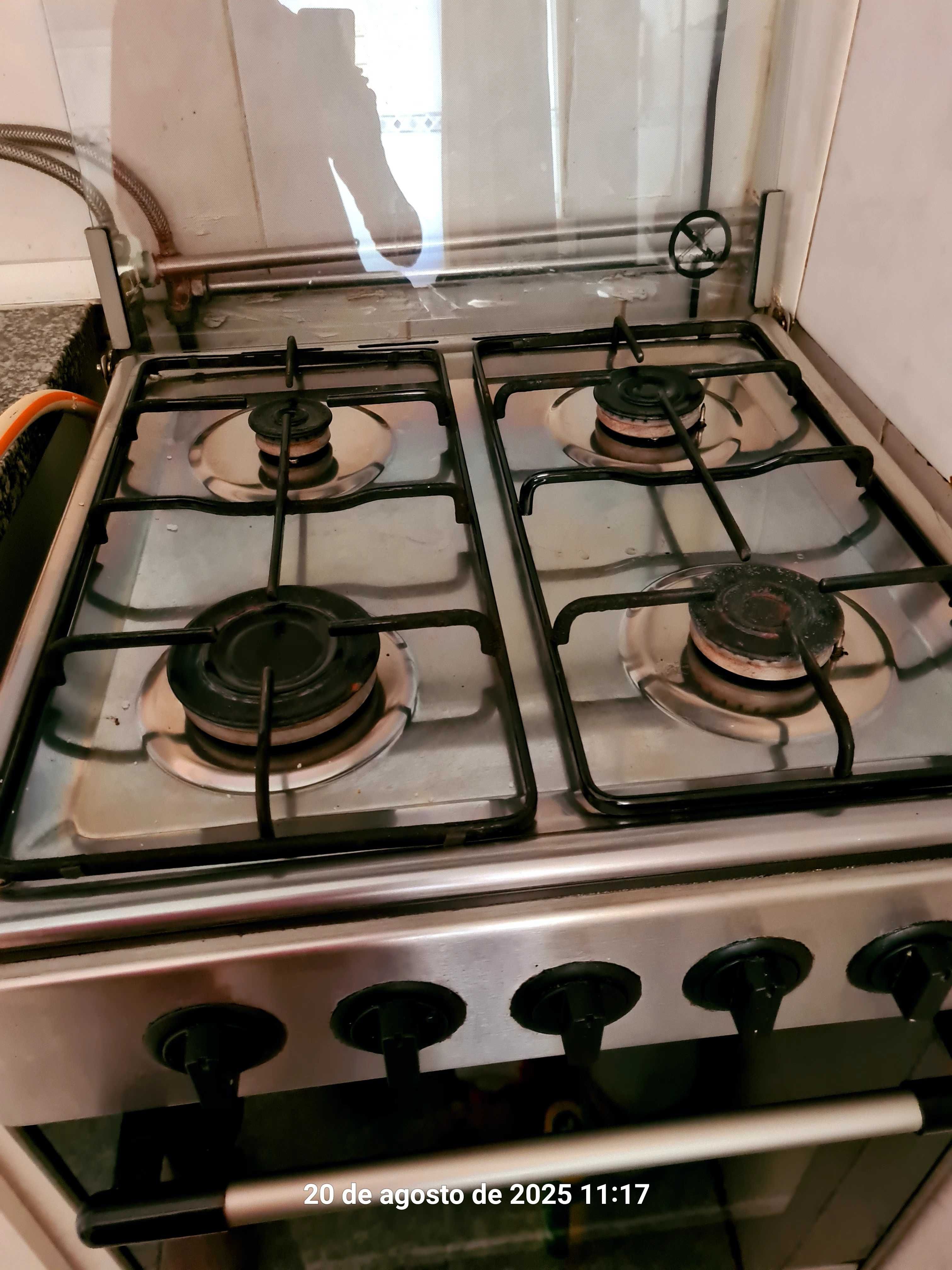 Fogão a gás  com forno a gás
