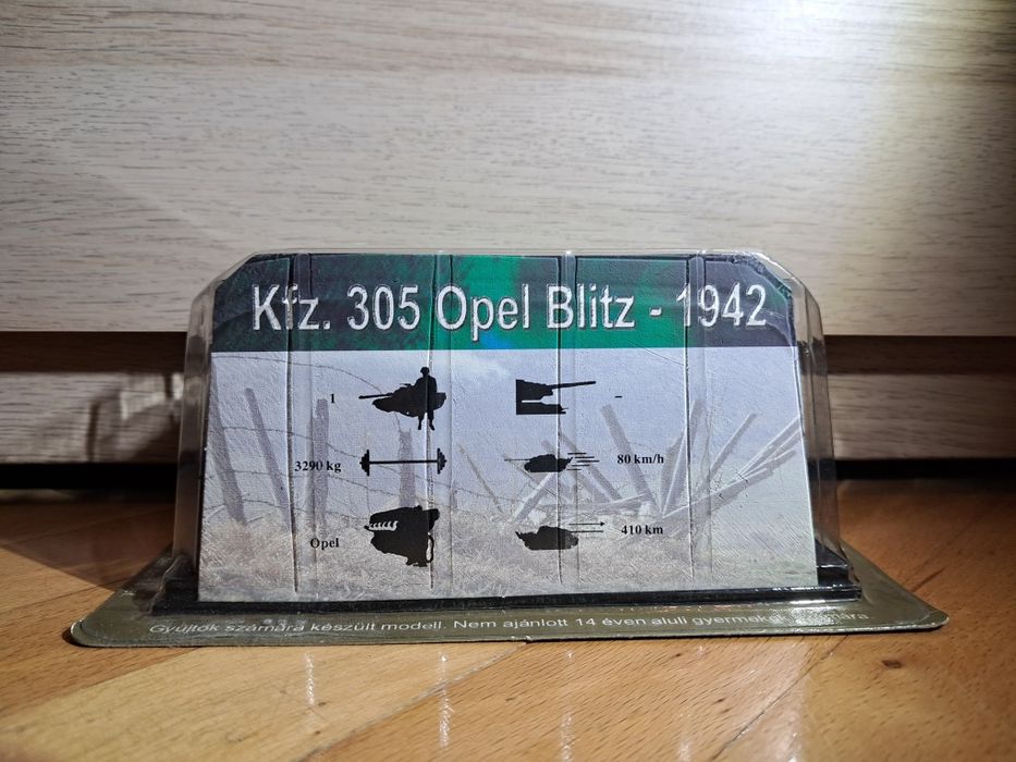 Model czołgu Kfz.305 Opel Blitz - 1942 w skali 1:72