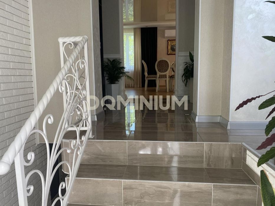 Продається будинок у мальовничому селі