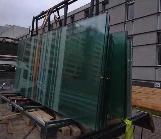 szyby hartowane o wymiarach szerokość 60-90 cm x wysokość 250 -300 cm