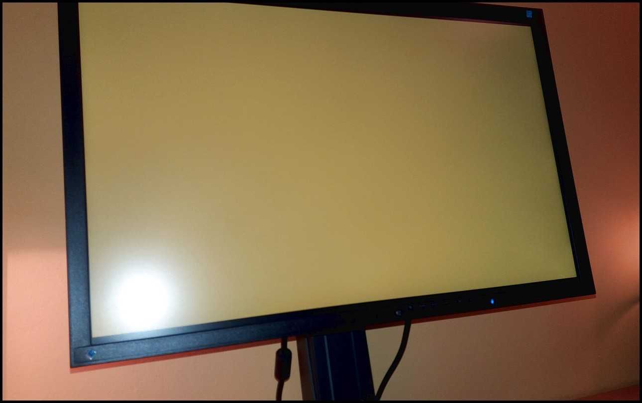 Monitor EiZO + Uchwyt Stojak Pivot 180° VESA 100x100 EcoView LED IPS