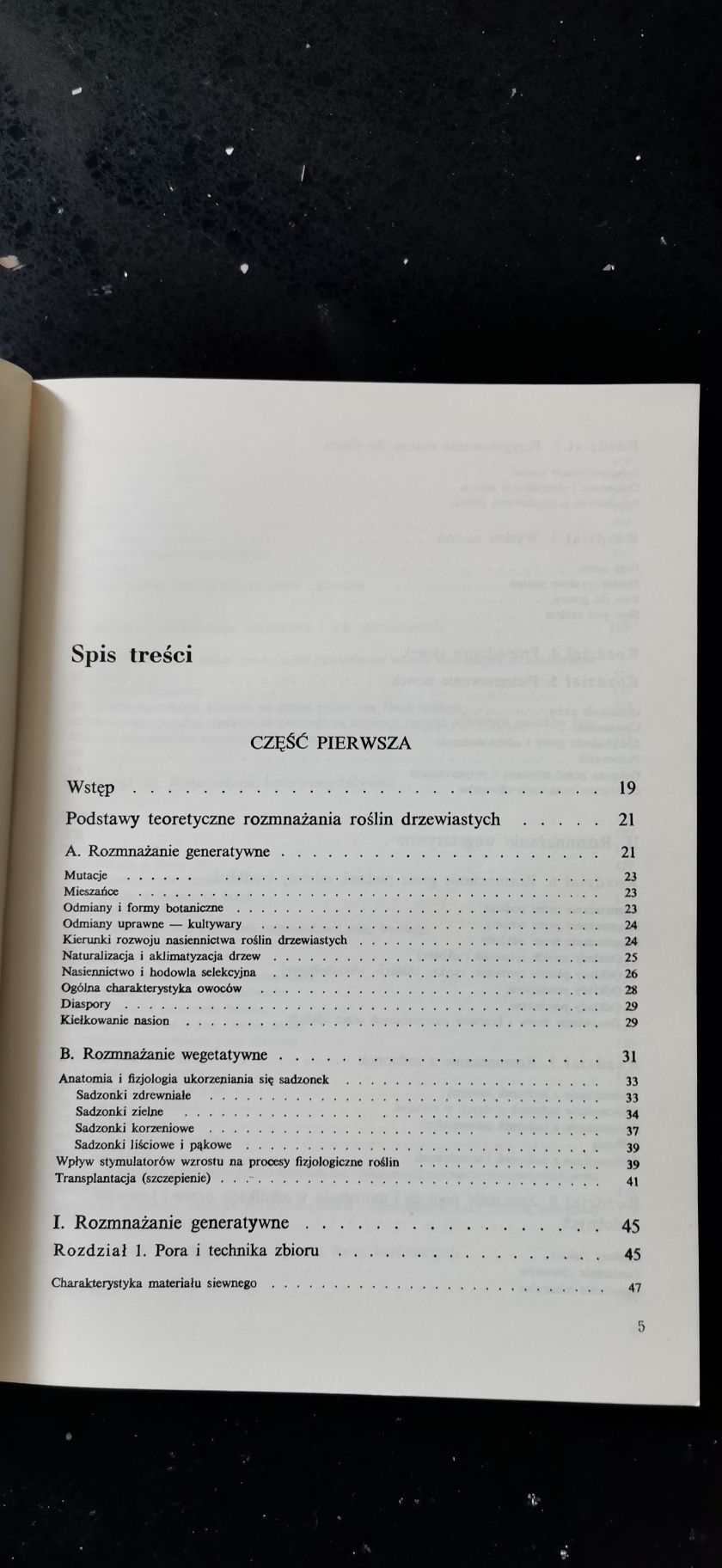Rozmnażanie drzew i krzewów liściastych Hrynkiewicz Sudnik Sękowski