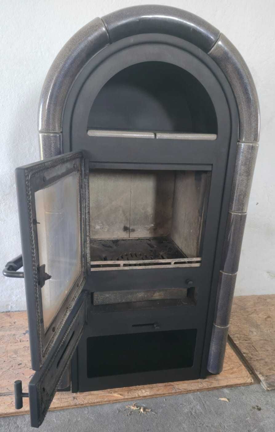 Stylowy Kominek - piec kaflowy wolnostojacy z duszą.
