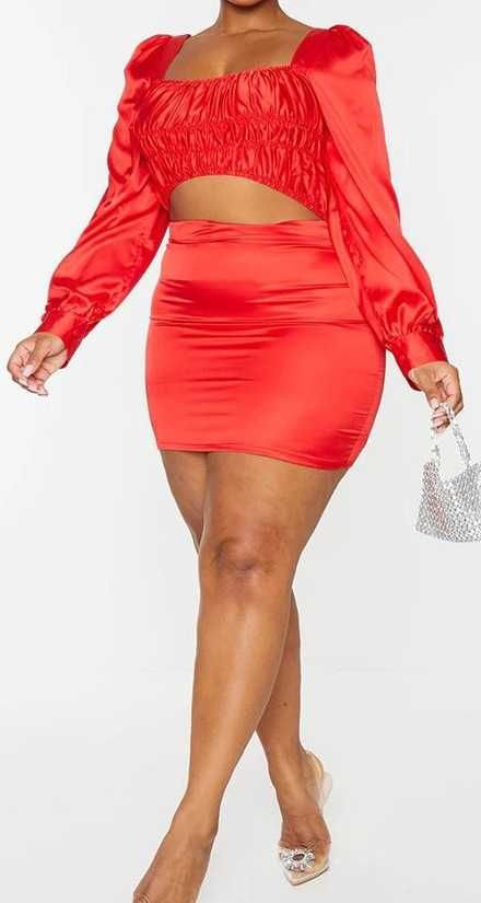 PrettyLittleThing-czerwona sukienka roz.52/54