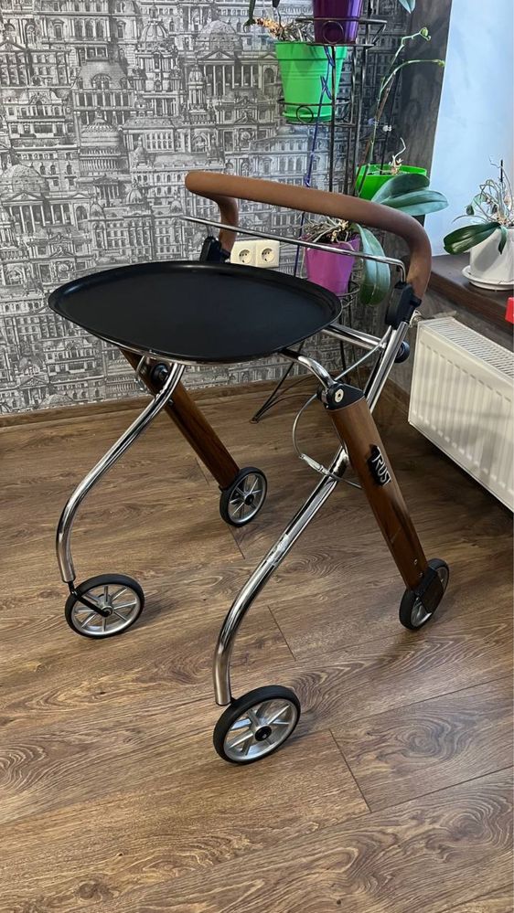 Ходунки-ролер  Let’s Go Indoor Rollator Te