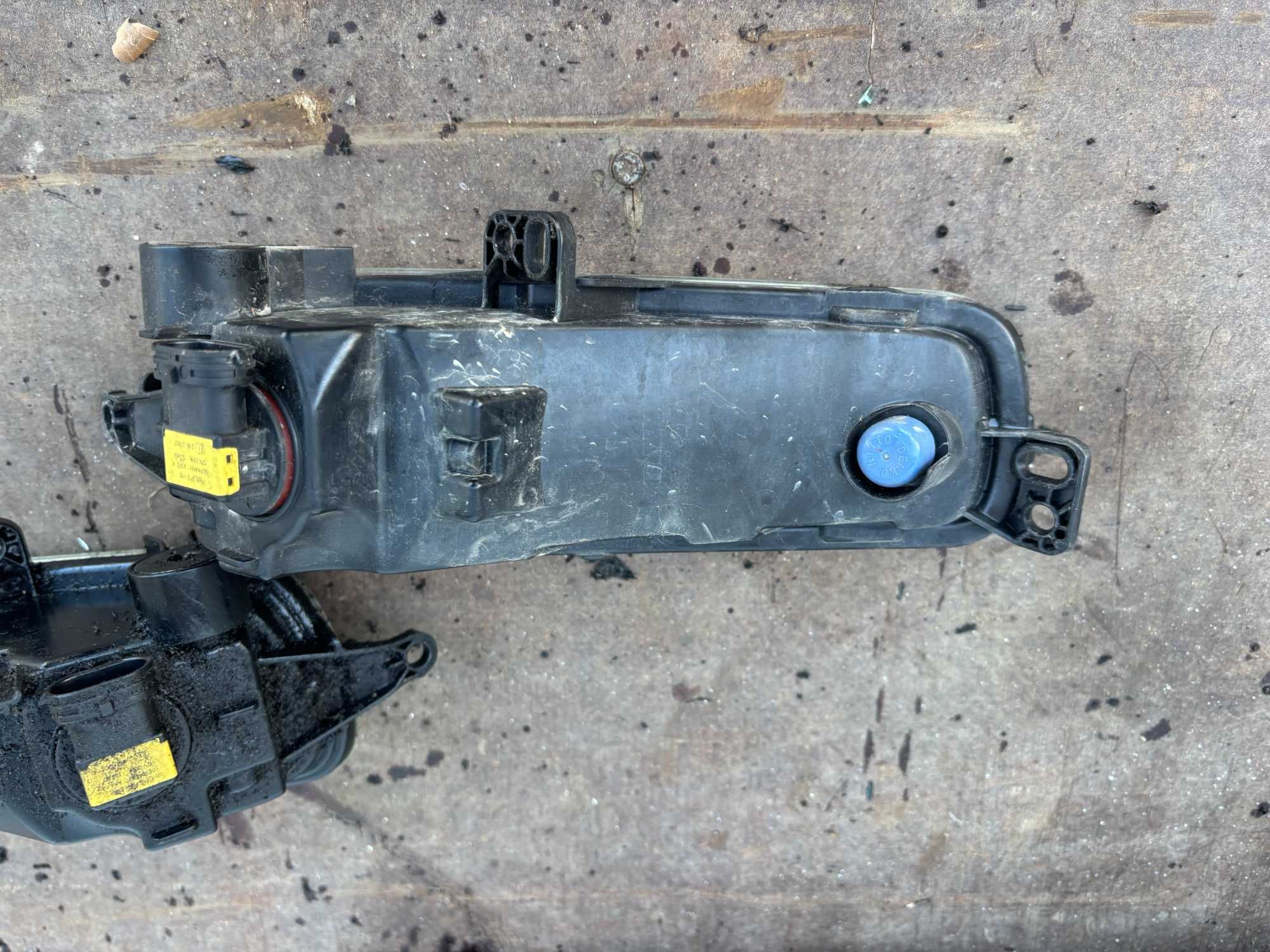 Ford Transit Custom lift halogen lewy