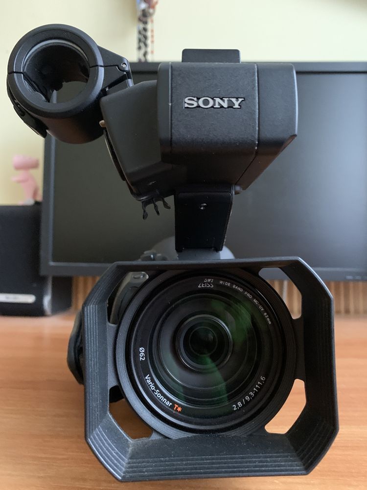 відеокамера Sony PXW-X70