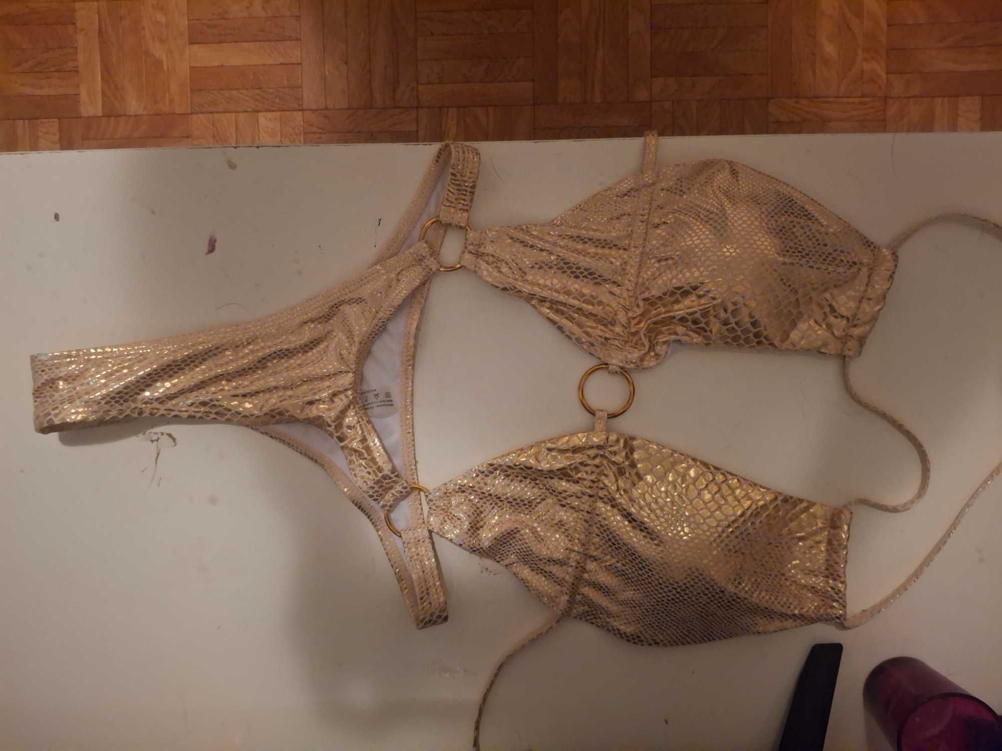 Vendo trikini novo nunca usado
