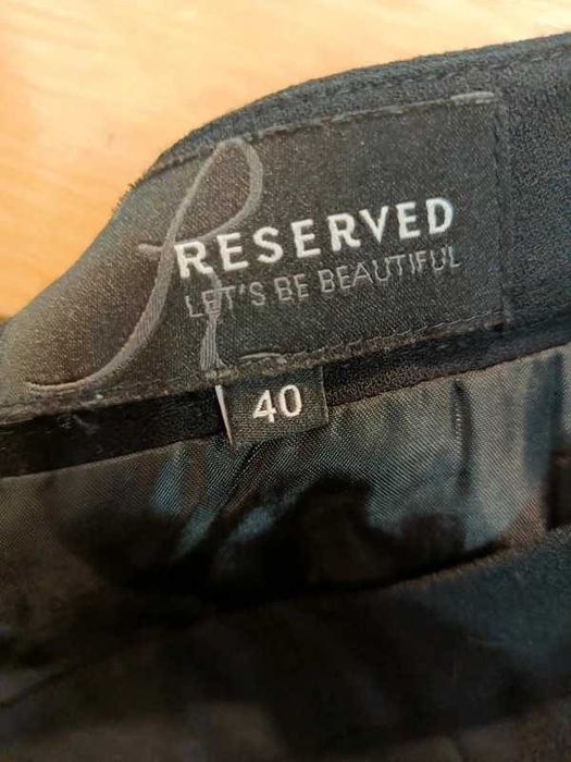 czarna krótka spódniczka Reserved 38-40 jak nowa
