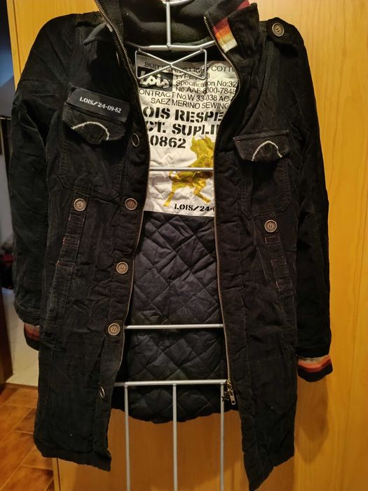 Casaco em bombazina  marca Lois