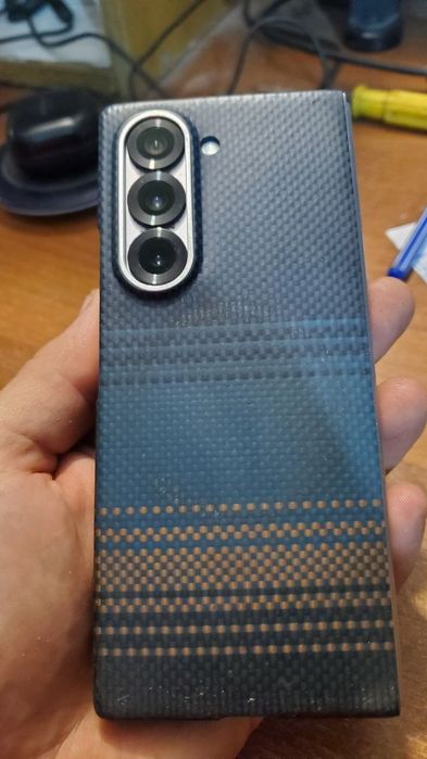 Продаю або міняю Samsung Fold6 12/256 silver