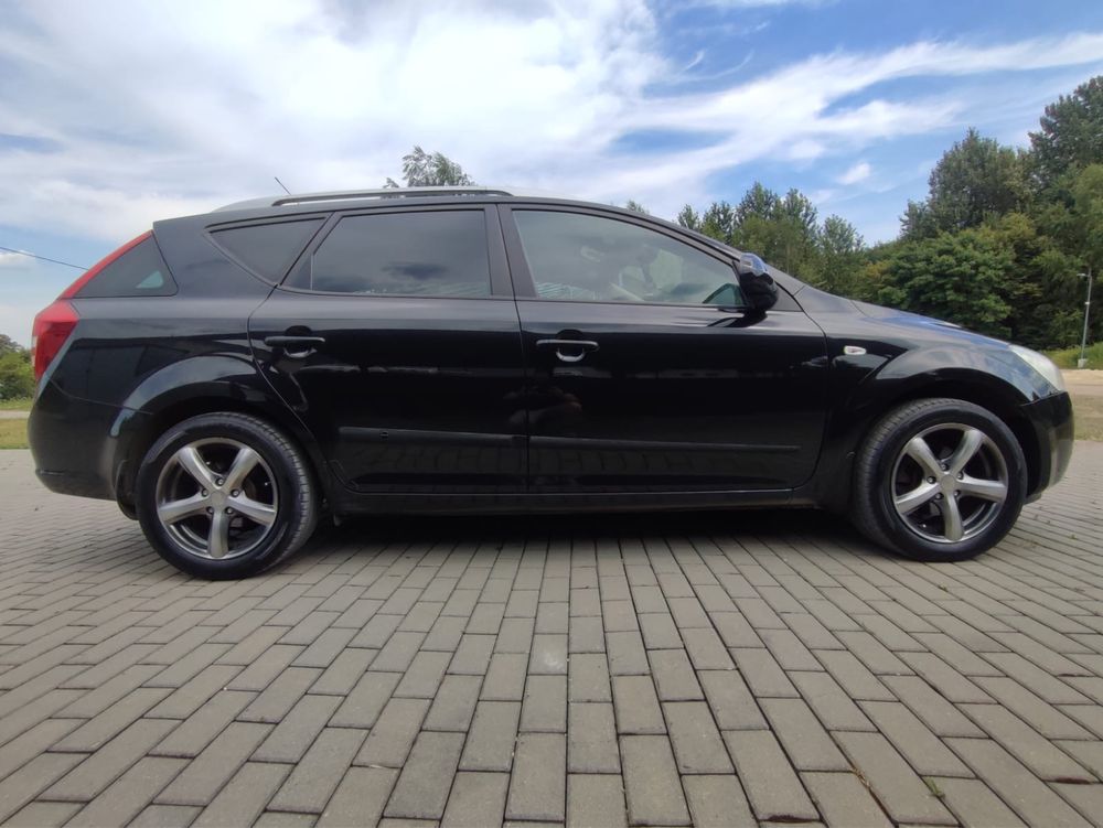 Kia ceed 2008 1.6 CRDI