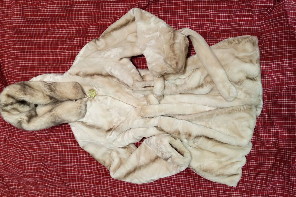 Прекрасна зимова шубка