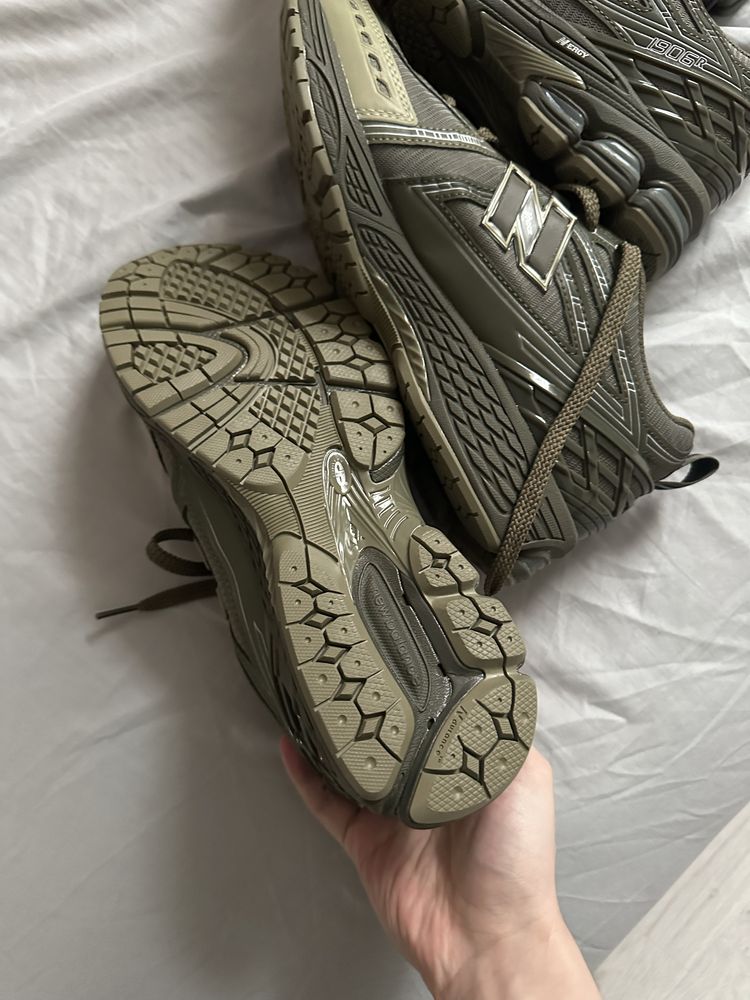 ОРИГИНАЛ New Balance 1906R Размер 43