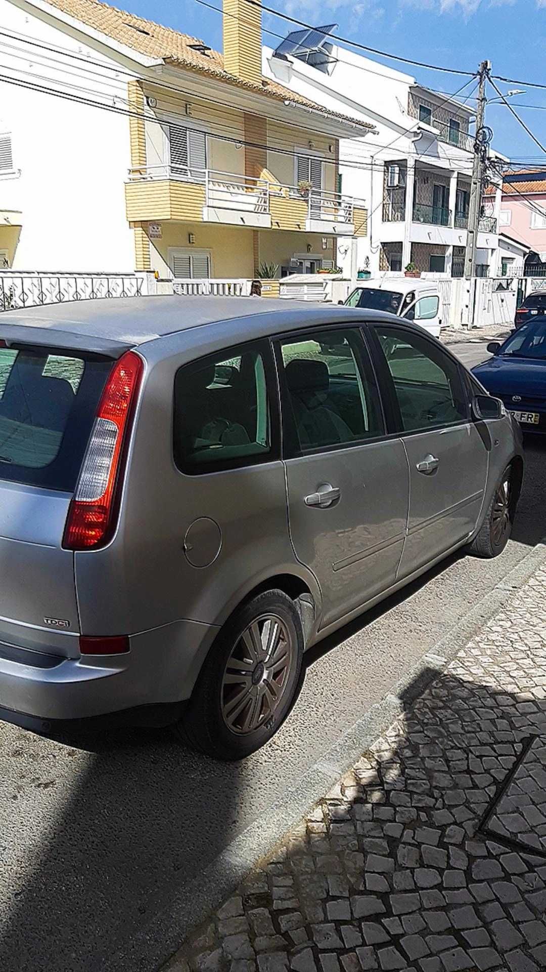 Vendo Ford focus C Max 1.6