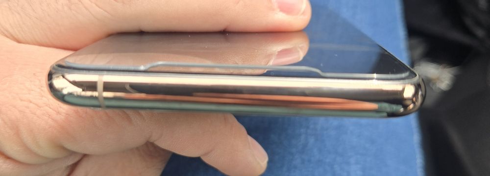 Iphone 11 pro max 64gb dourado