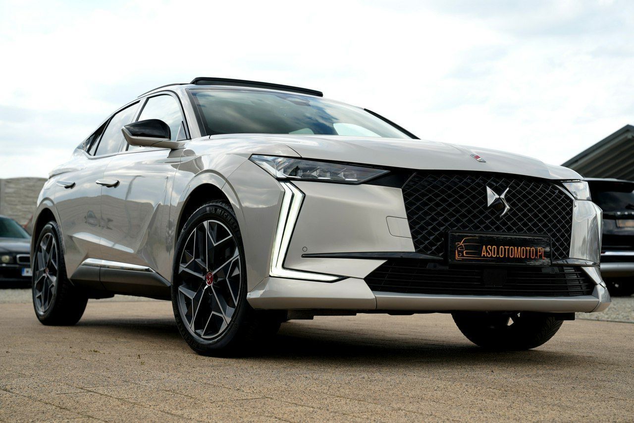DS Automobiles DS 4 Crossback PERFORMANCE nawi FUL LED kamera SKÓRA szyberdach ACC focal ass head up