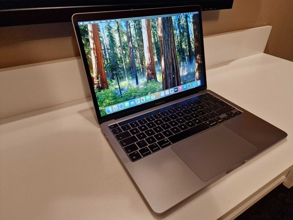 Apple MacBook Pro 13.3" M1 16GB RAM / 256GB macOS 26 -Tahoe / 87 cykli