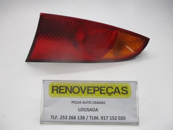 Farolim esquerdo FORD Focus I (DAW, DBW)