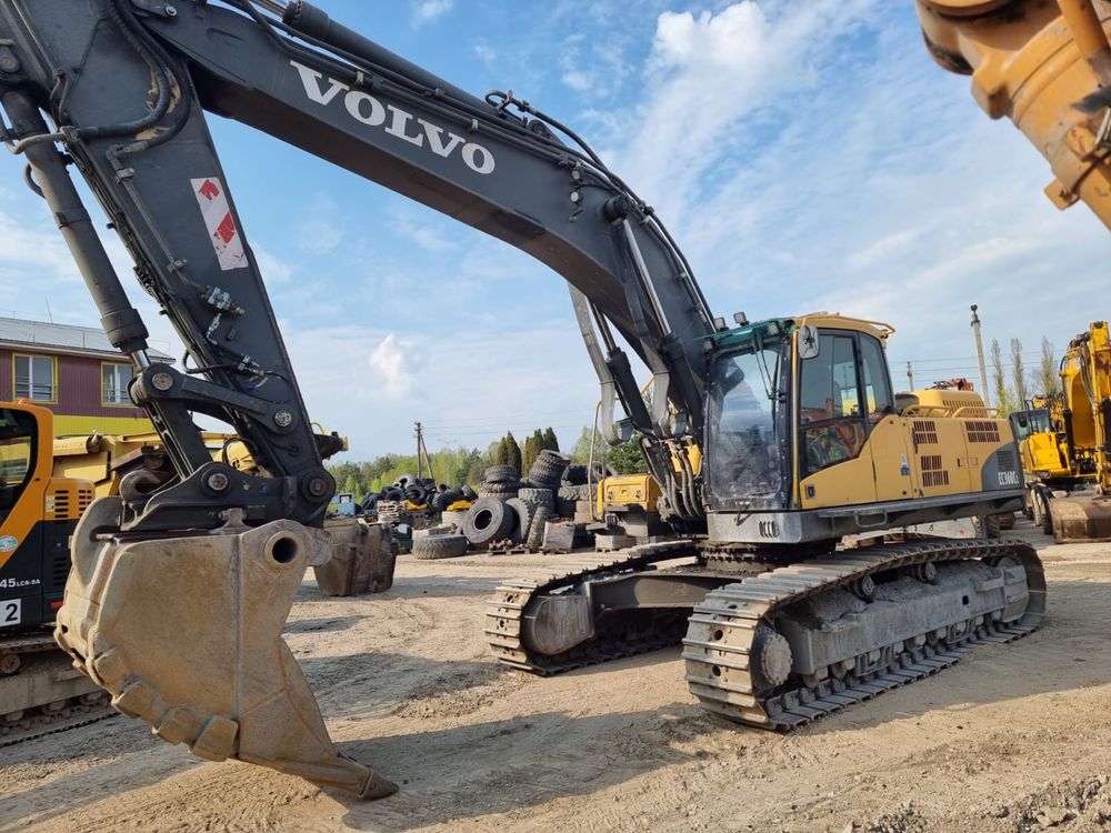 Продам экскаватор Volvo EC 360 , 2011 г