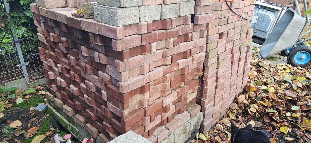 Kostka brukowa z rozbiórki