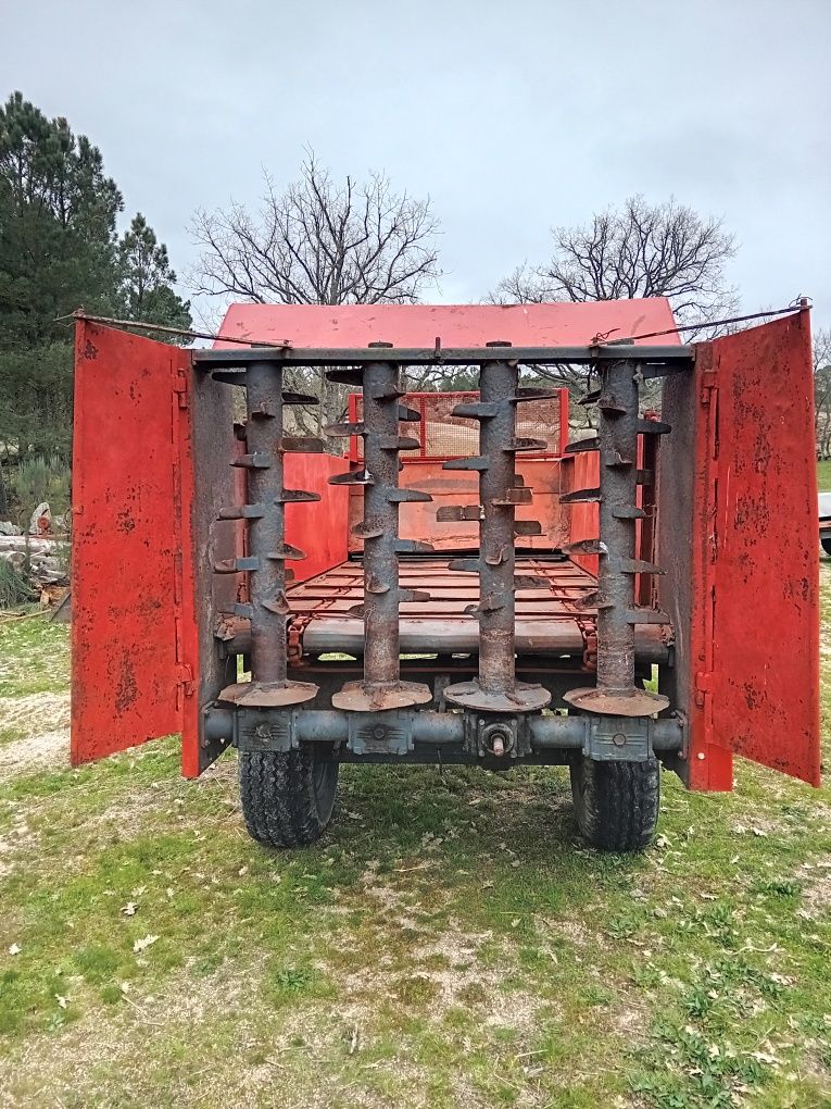 Reboque Herculano 4000kg