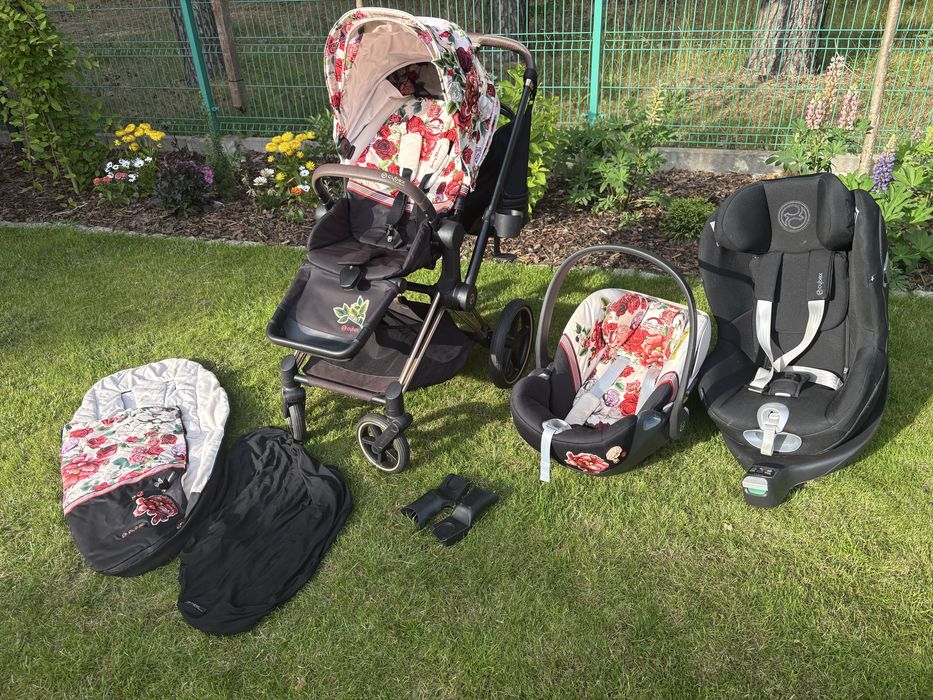 Cybex Spring Blossom Light z fotelikami