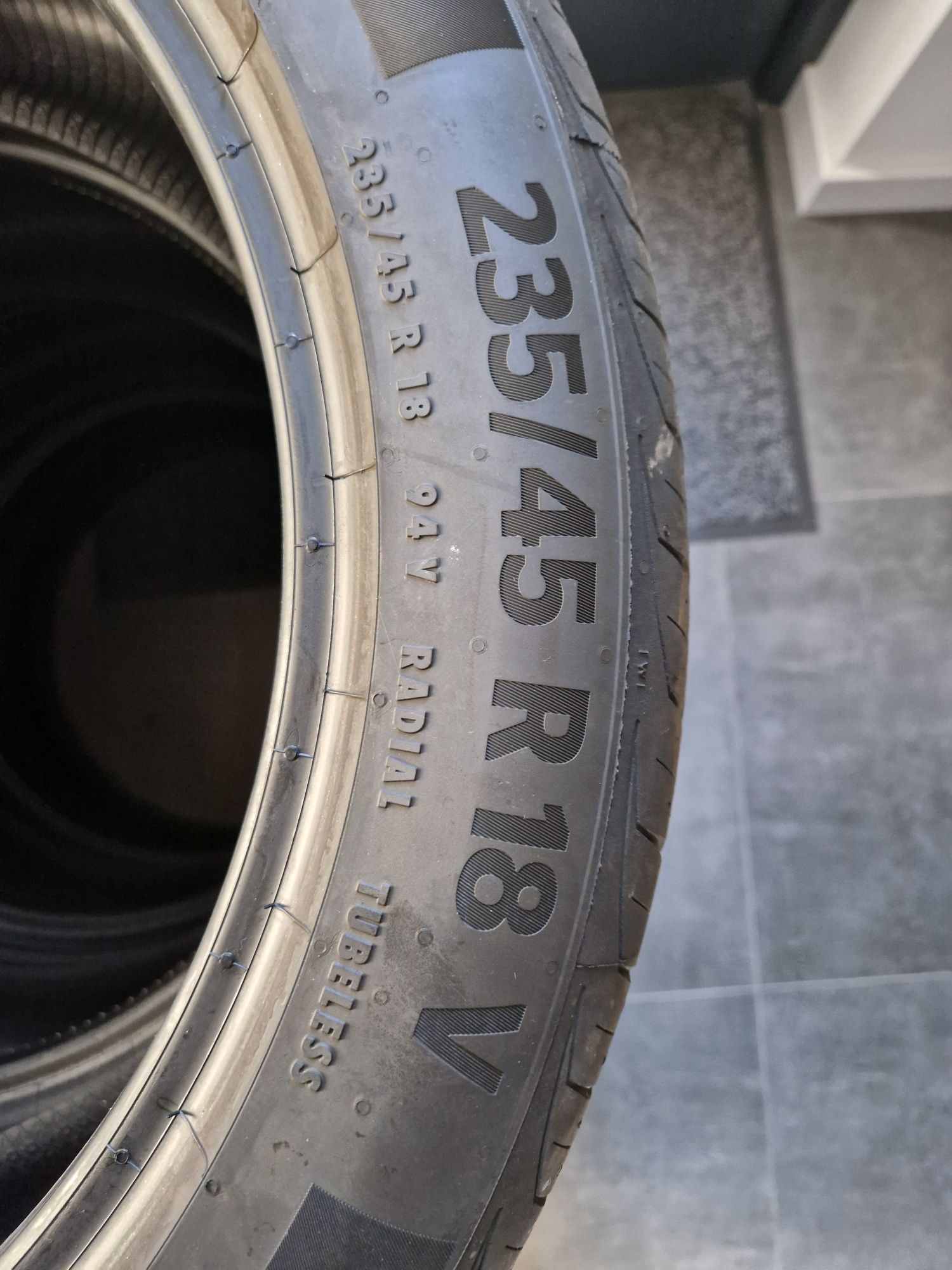 Komplet opon letnich 4x Continental Premium Contact 6
