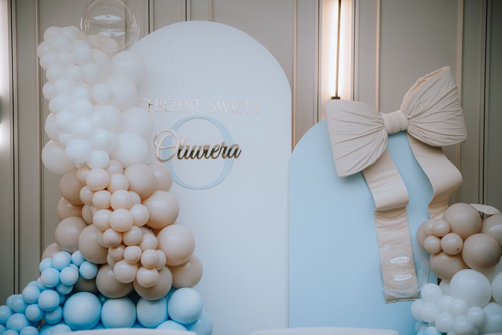 Dekoracje balonowe , ścianki , dekoracje stołu, balony z helem