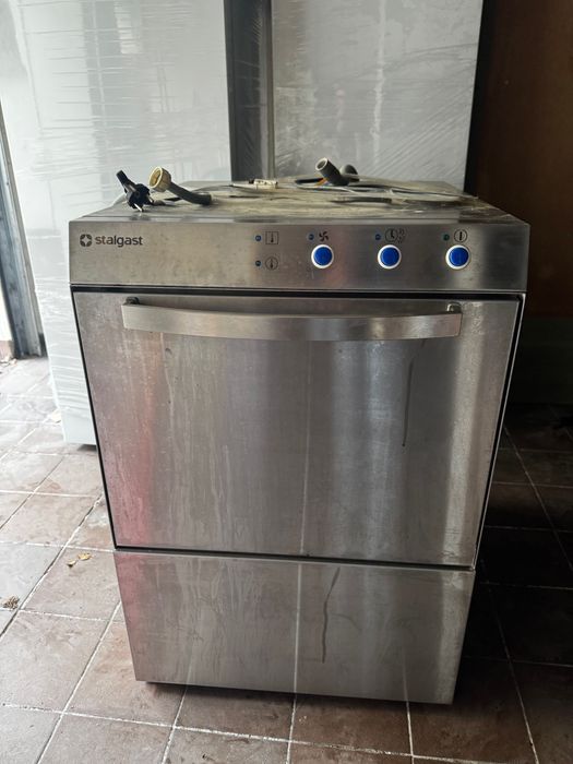 Zmywarka podblatowa Stalgast  plus automatyczny zmiękczacz wody