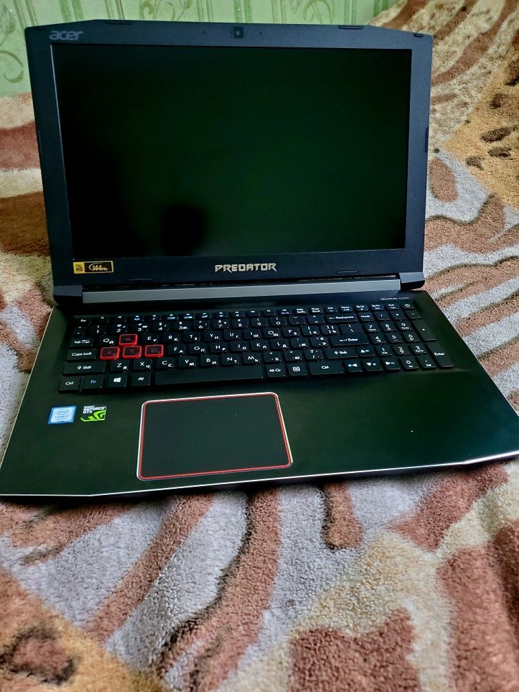 Acer Predator Helios 300