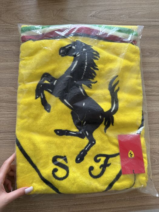 Рушник оригінал Ferrari