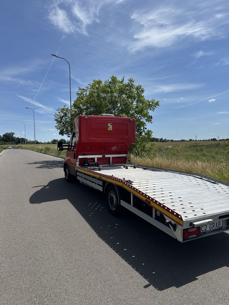 Iveco Daily 3.0 Lift  Hi-matic Laweta zestaw Led Gromex Tacho