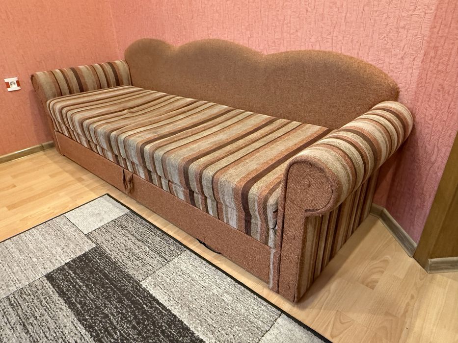 Диван розкладний/ліжно 2х спальне.