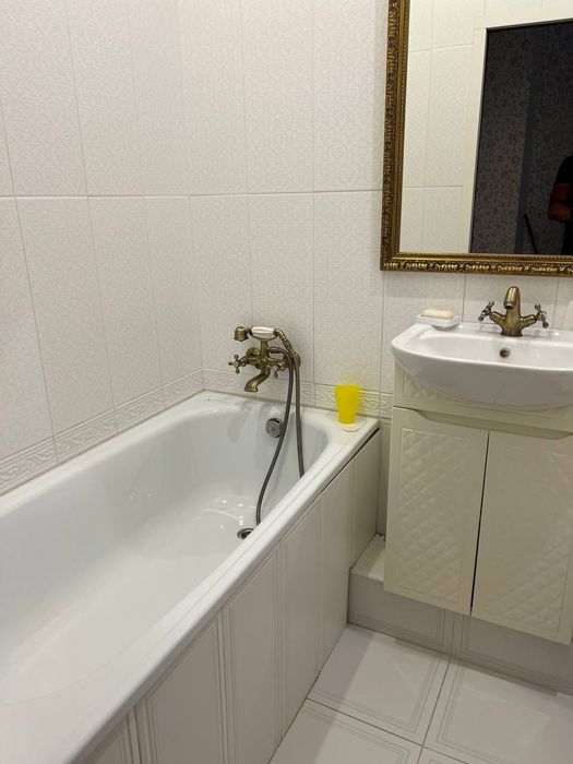 Продам Сталінку Ремонт Металургів Дніпровський район