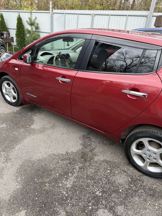 Разборка Nisan leaf 11-17 г.