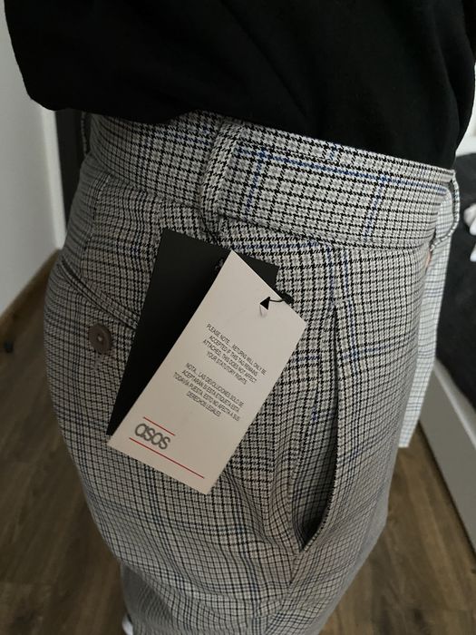 Брюки чоловічі вкорочені ASOS tapered trousers