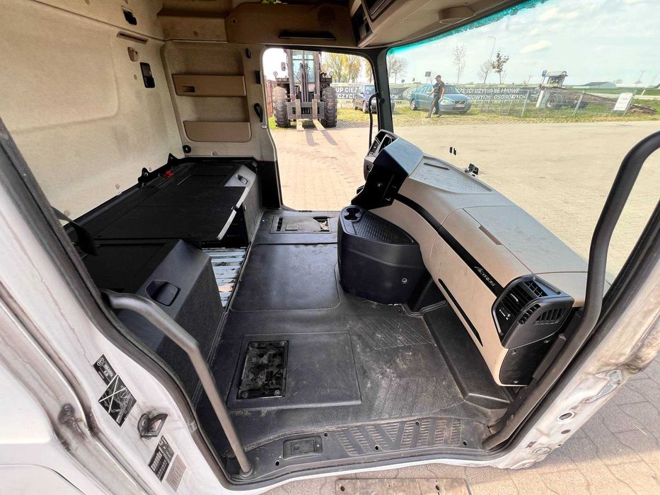 Kabina StreamSpace Mercedes ACTROS mp4 2012r