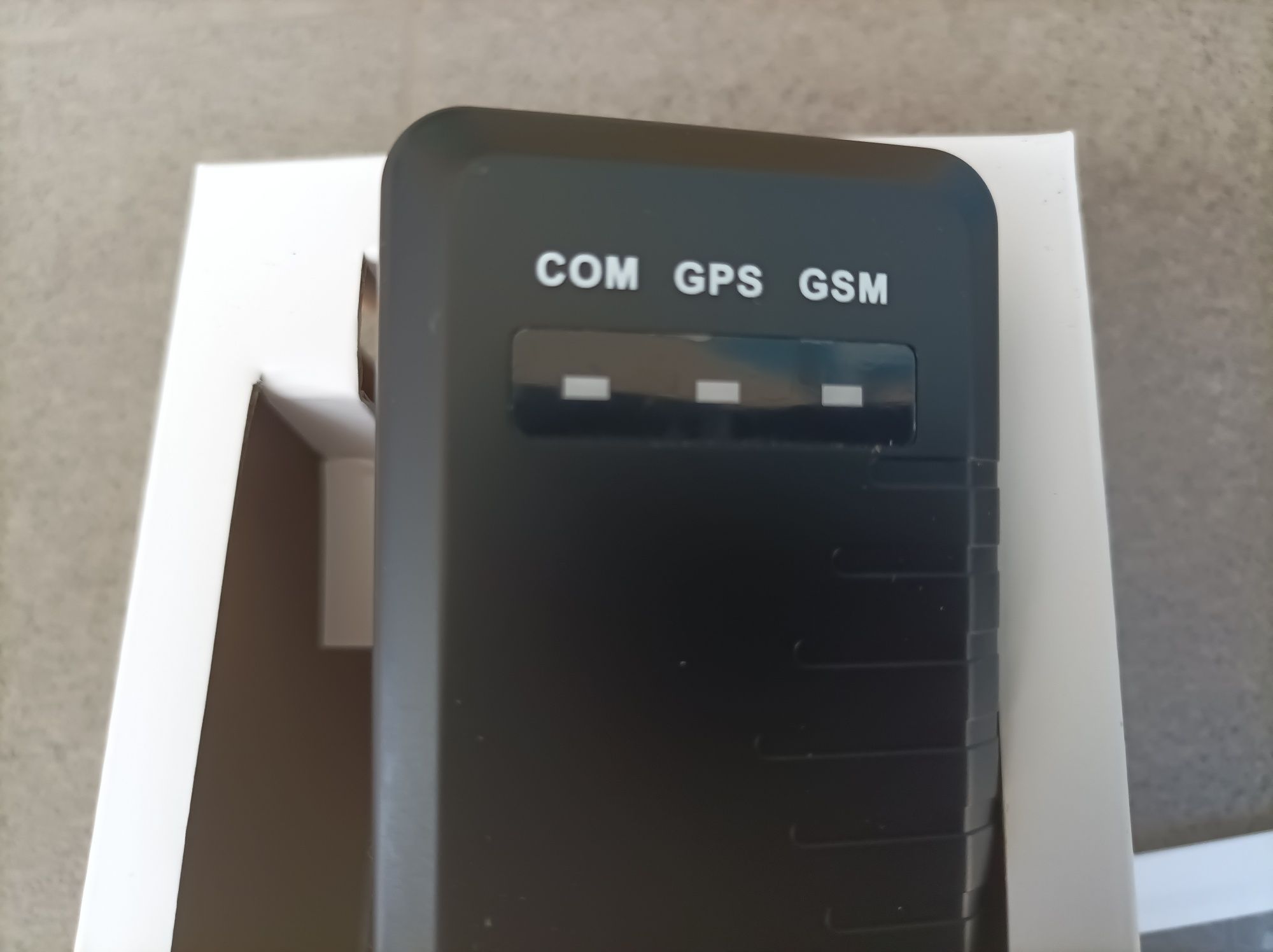 Продаю GPS трекер TK - B04