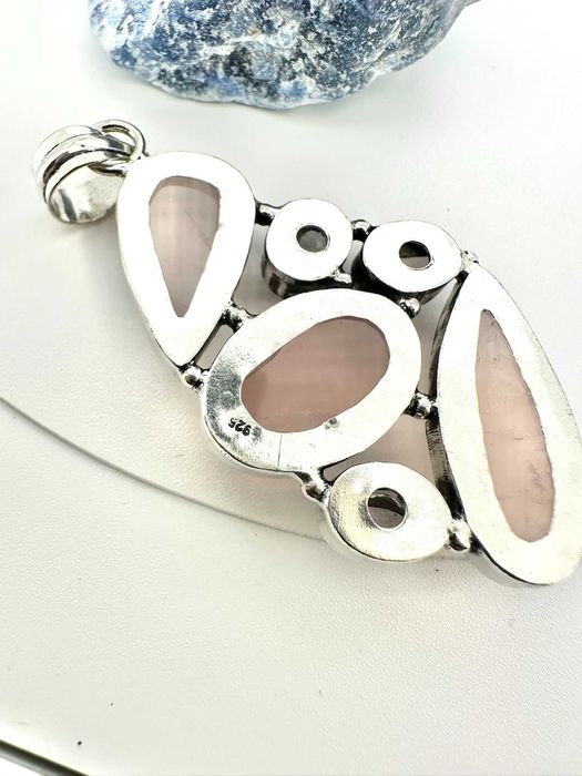 zawieszka, wisior kamień naturalny
Kwarc różowy. Próba 925