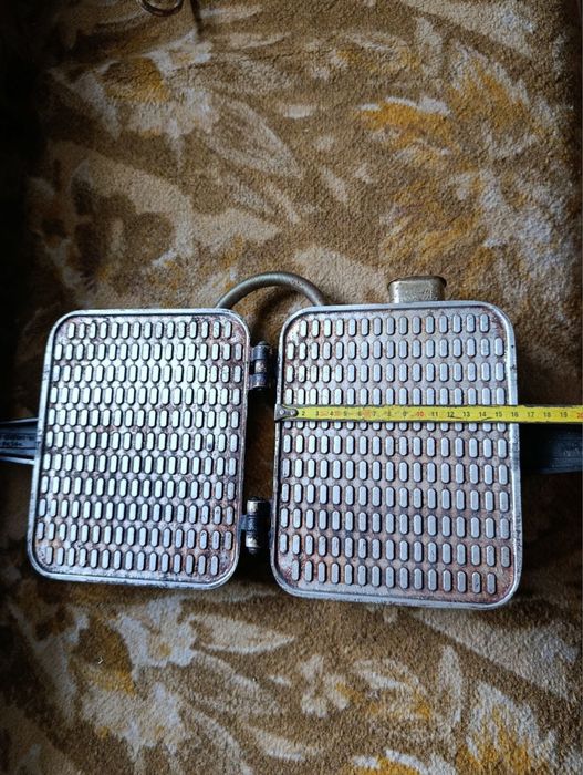 Електровафельниця для трубочок