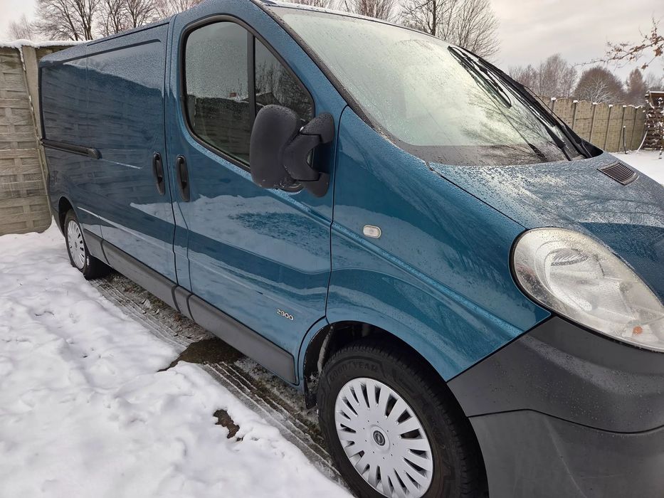 Opel Vivaro piękny nawigacja klima  Vivaro 2.0 115km 3osobowy super stan Long *klima